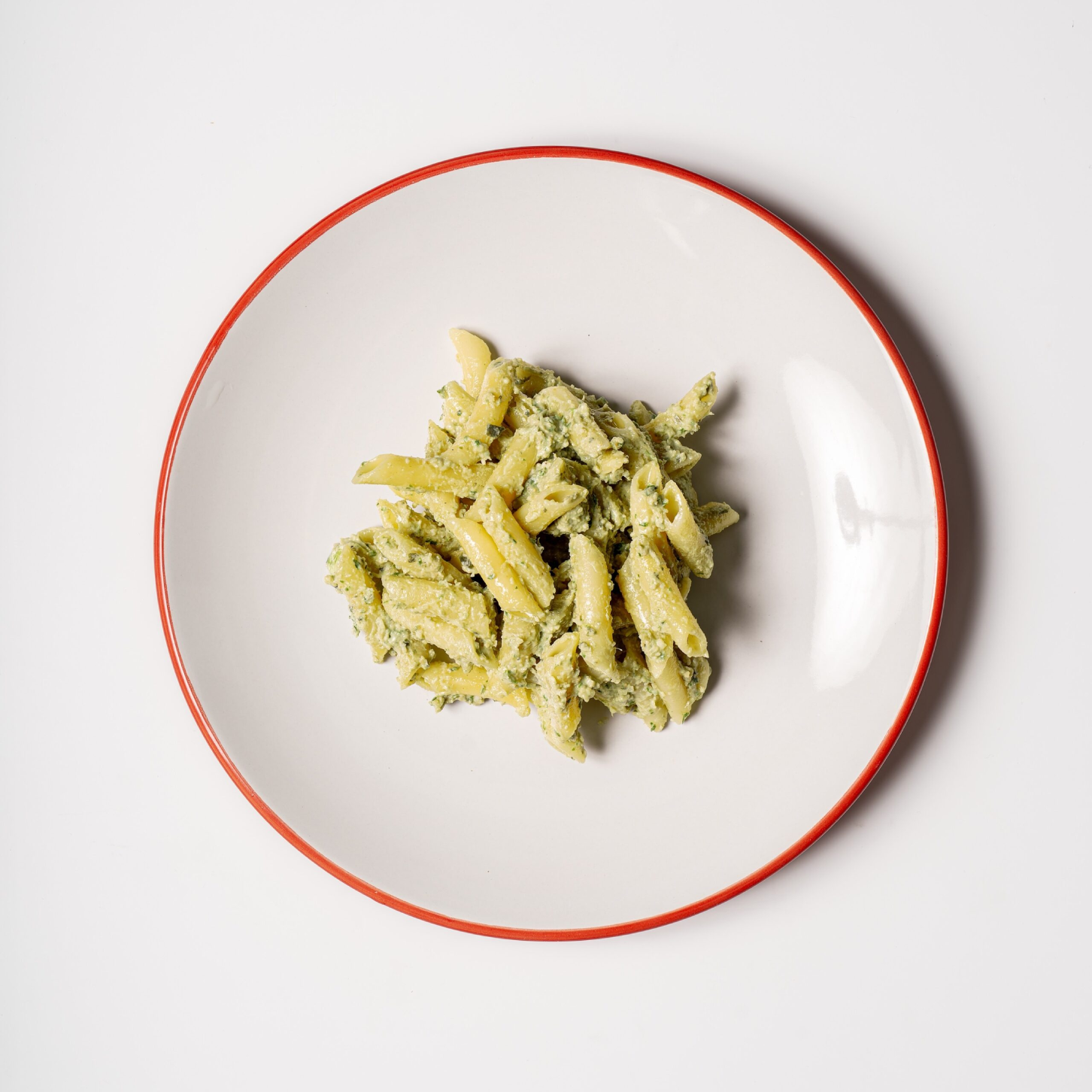 Pasta amb pesto d'alfàbrega fresca